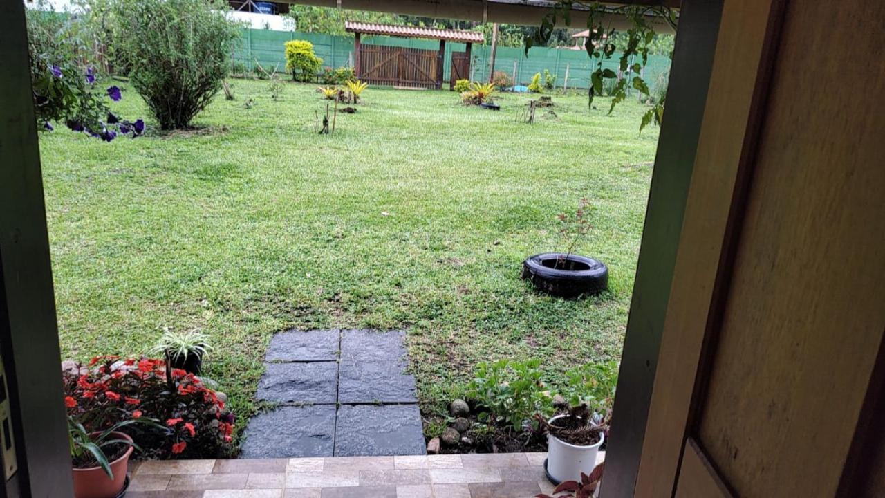 Chale Vale Das Flores - Visconde De Maua Rj Buitenkant foto